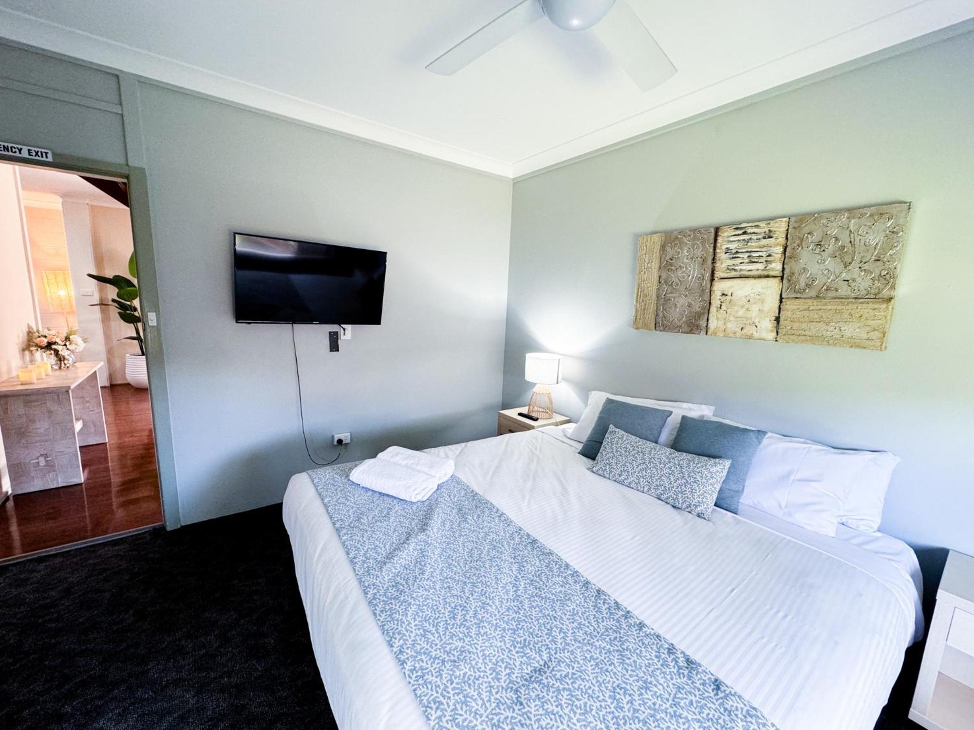 Shoal Bay Holiday Park ภายนอก รูปภาพ