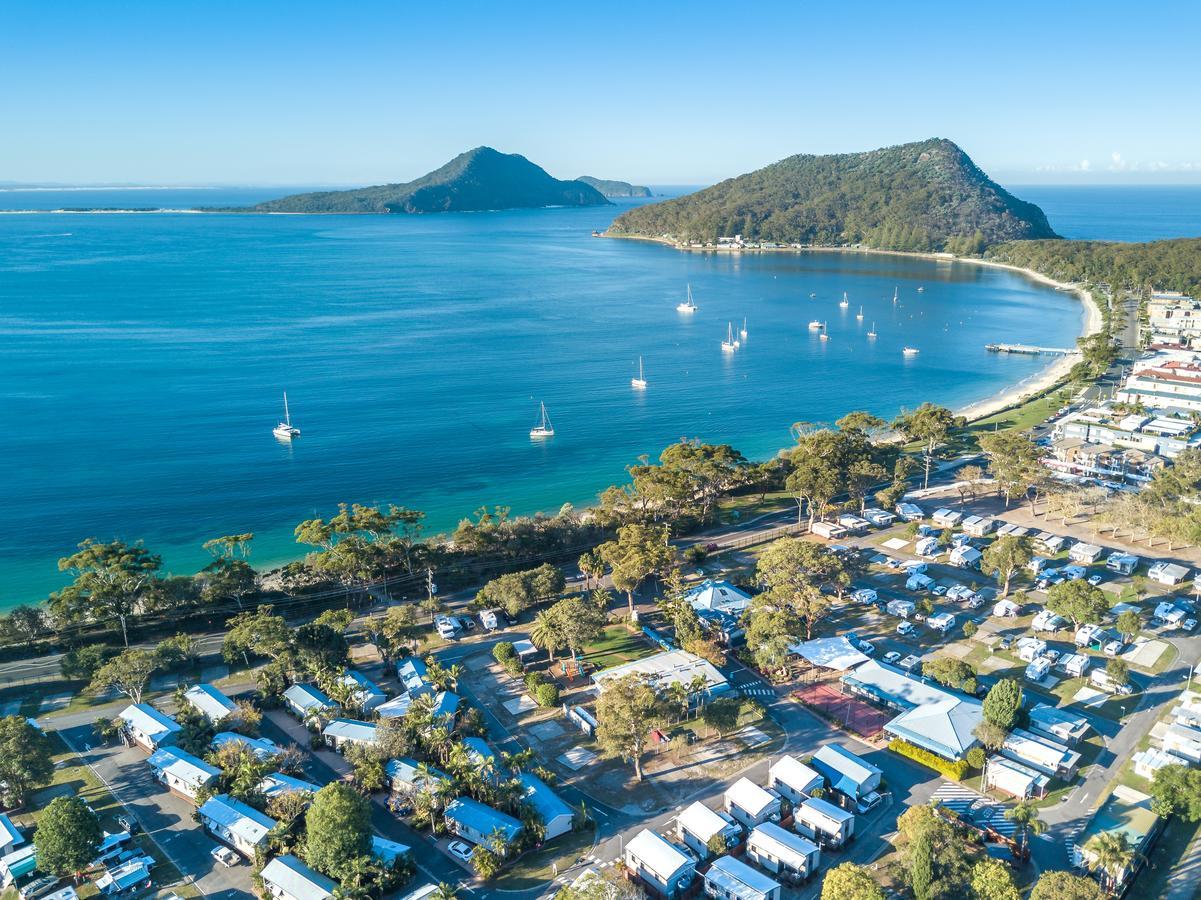 Shoal Bay Holiday Park ภายนอก รูปภาพ